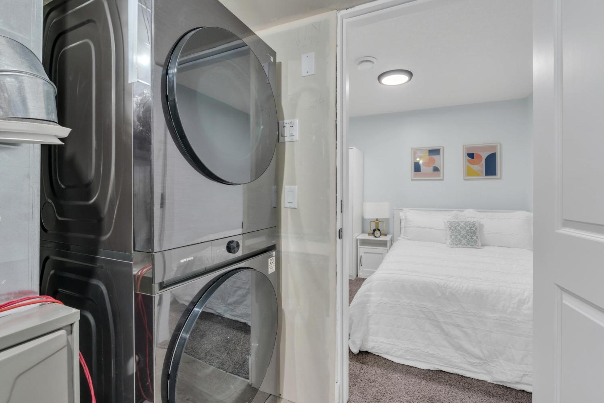 You Will Love This 2Br Guest Suite In Se Calgary Extérieur photo
