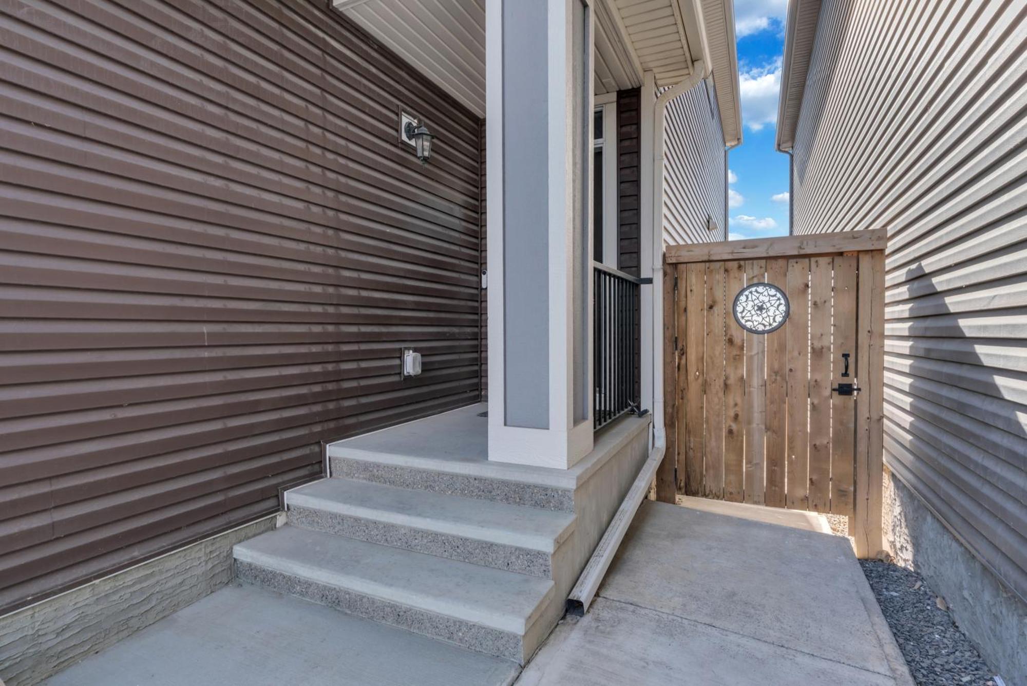 You Will Love This 2Br Guest Suite In Se Calgary Extérieur photo